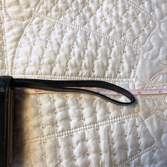 Kate Spade ♠️ Black Leather Wallet Wristlet - Picture 4 of 8